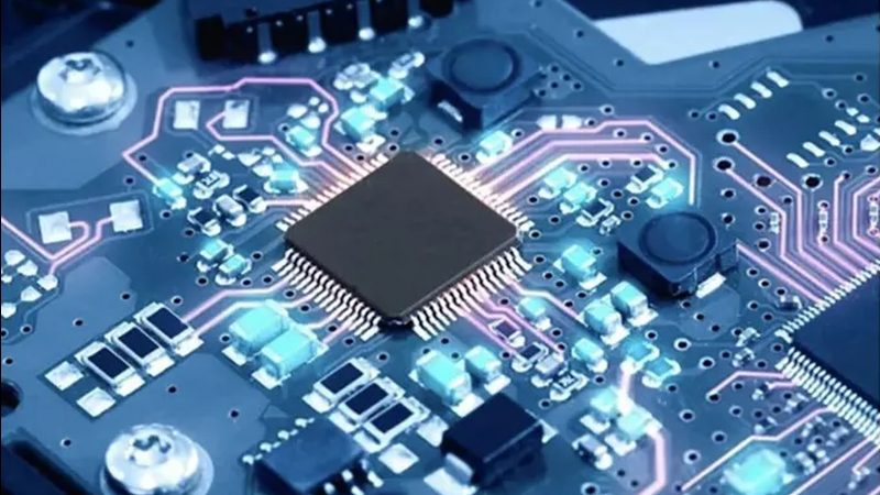 导通电阻低：揭秘功率管选型的关键考量**